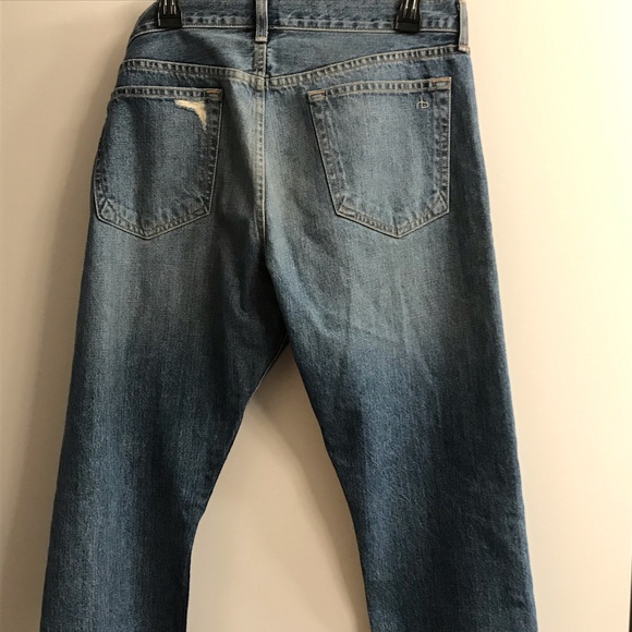 Distressed - Picture 3 of 5